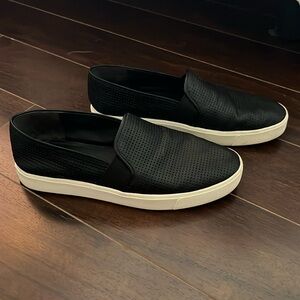 Vince Blair casual leather slip ons